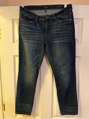 Judy Blue Adele Mid-Rise Girlfriend Jeans in Dark Indigo Wash